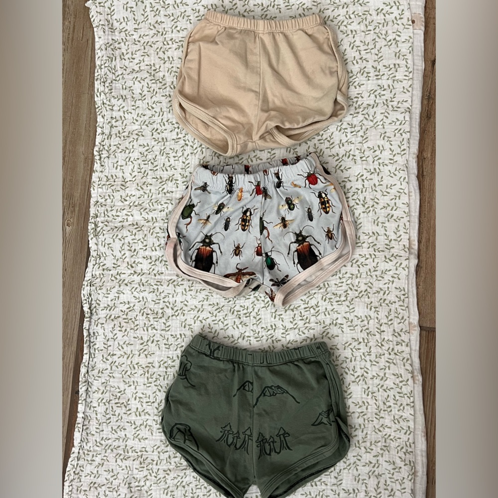 Unisex Shortie Bundles 12/24 months